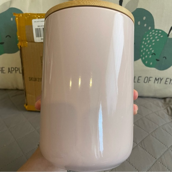 NIB Hello Kitty Pink Ceramic Jar - Picture 10 of 11